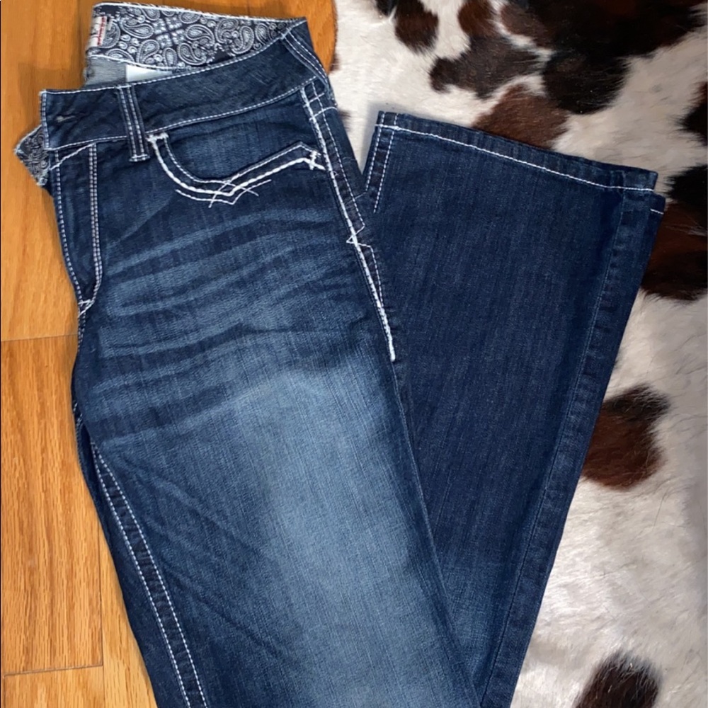 Women’s ariat jeans 32 regular